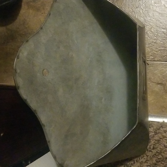 Metal holder - Picture 3 of 3